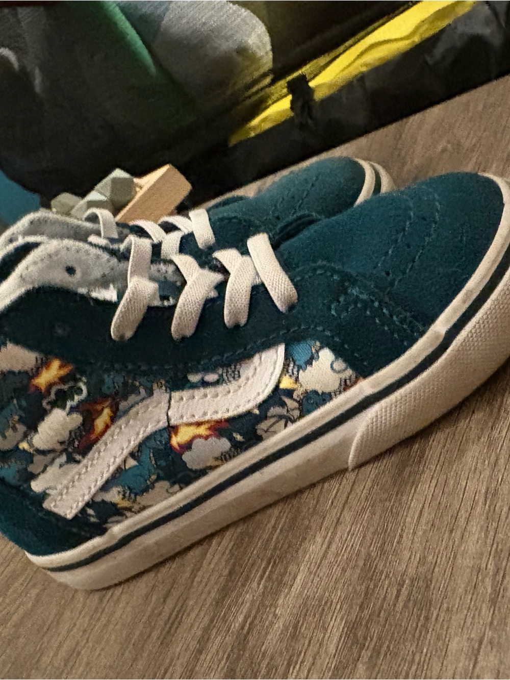 Vans Kids Teal Suede Floral-Print Skate Shoes with White Stripe